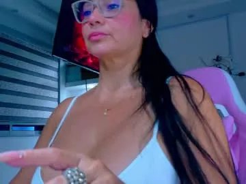 hot_beauty__