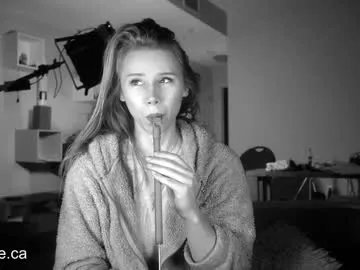 julia_jane