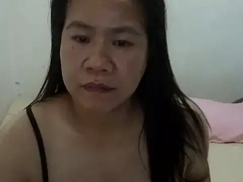 AsianbouncieGIRL