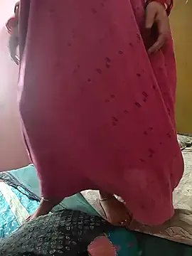 COUPLLE_VILLAGE