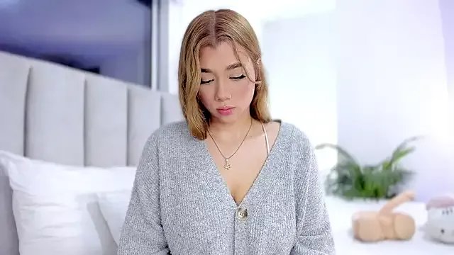 Foxxy222_