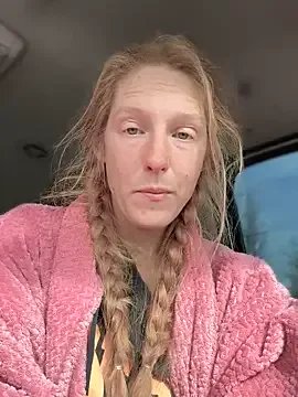 GoldenFlameGoddess