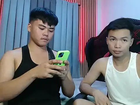 hot_emman