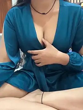 Hot_Mayra25