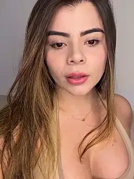 Julie_Belle_