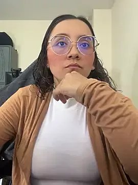 Kay_LustyWife