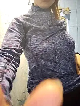 LeonaFox
