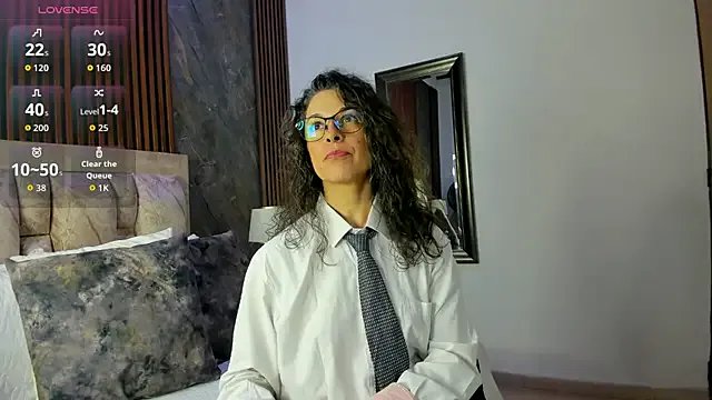 linda_cabal