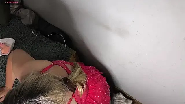 LoveInAllHoles