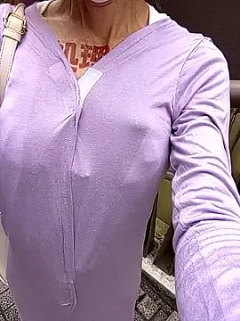 pink-mai