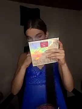 Scarlett_crastrawberry
