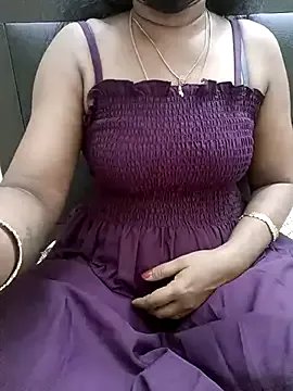 Tamil_Vishalini